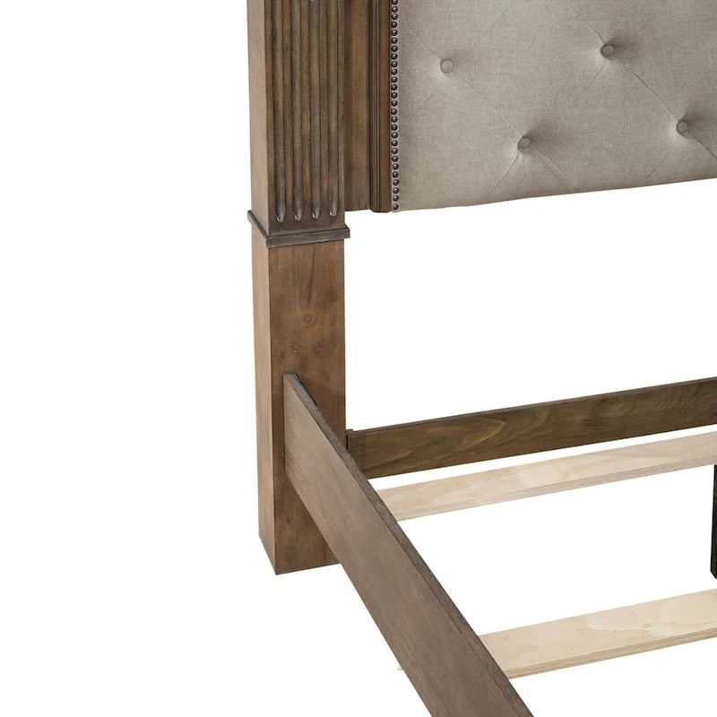 Himmelbett mit Kastanien-Finish