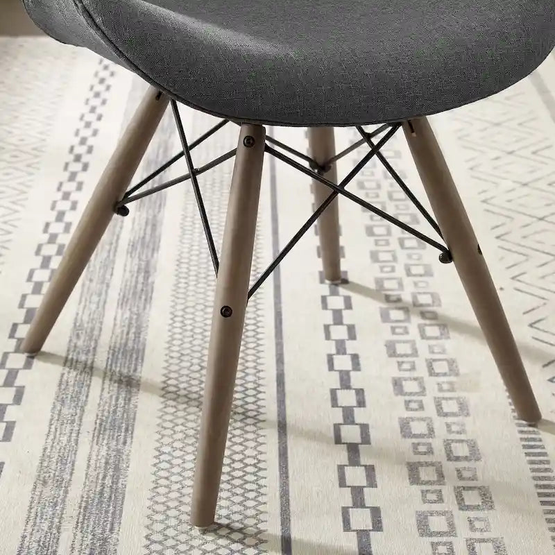 Fauteuil d’appoint de style mi-siècle en similicuir noir avec pieds en bois évasés