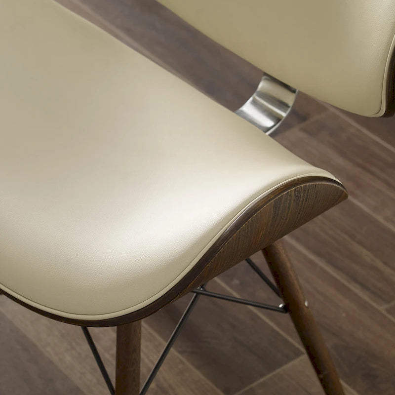 Fauteuil d’appoint de style mi-siècle en similicuir noir avec pieds en bois évasés